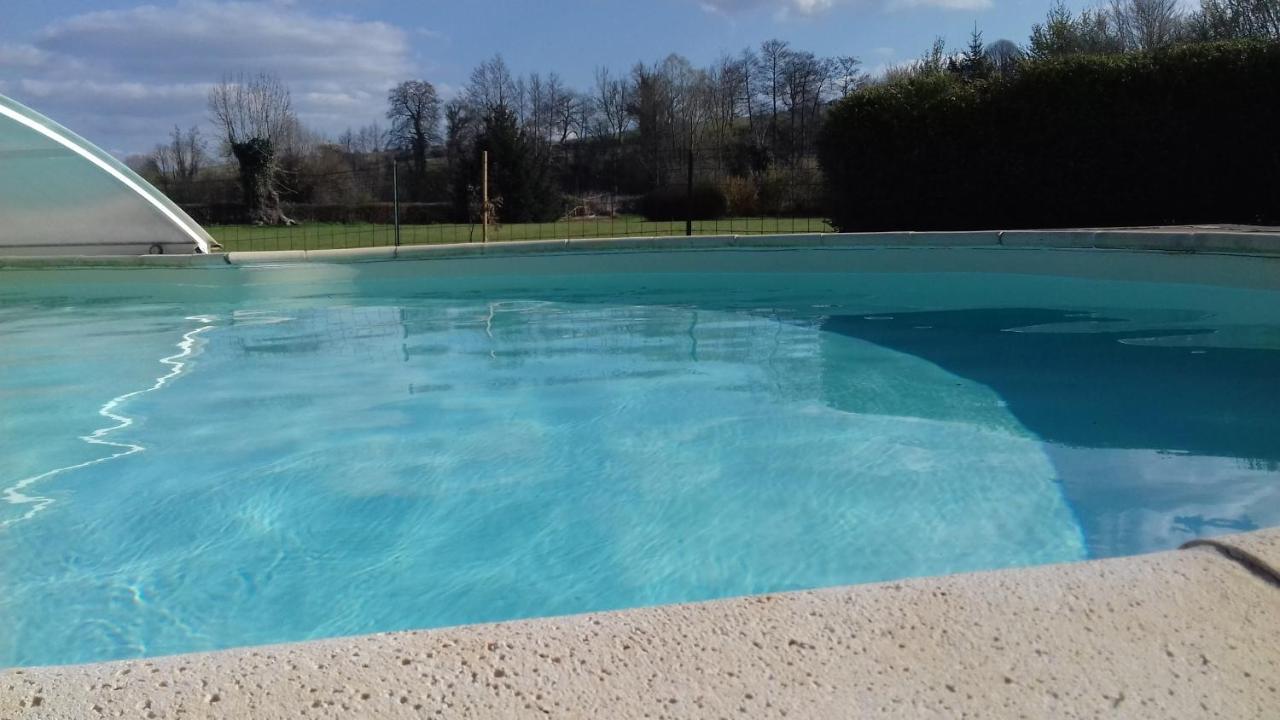 Villa Les 2 Chaumieres Avec Piscine Epinay Exterior foto