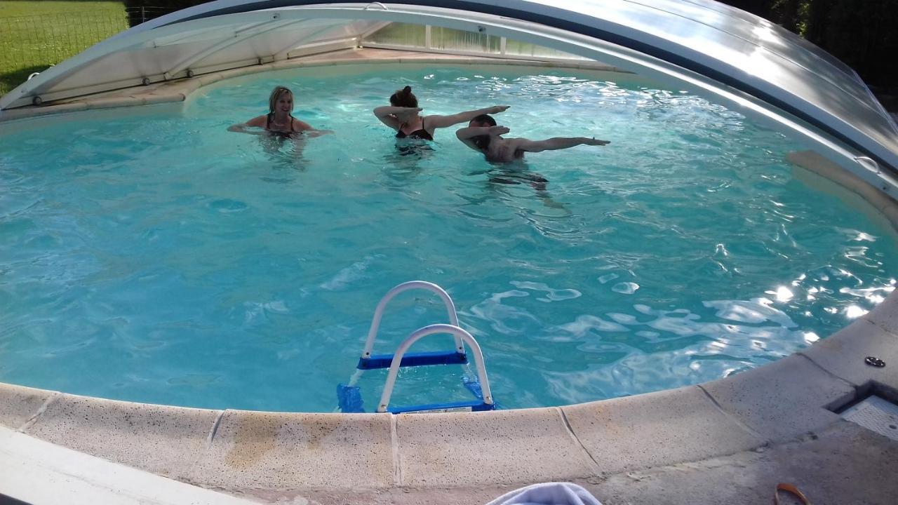 Villa Les 2 Chaumieres Avec Piscine Epinay Exterior foto