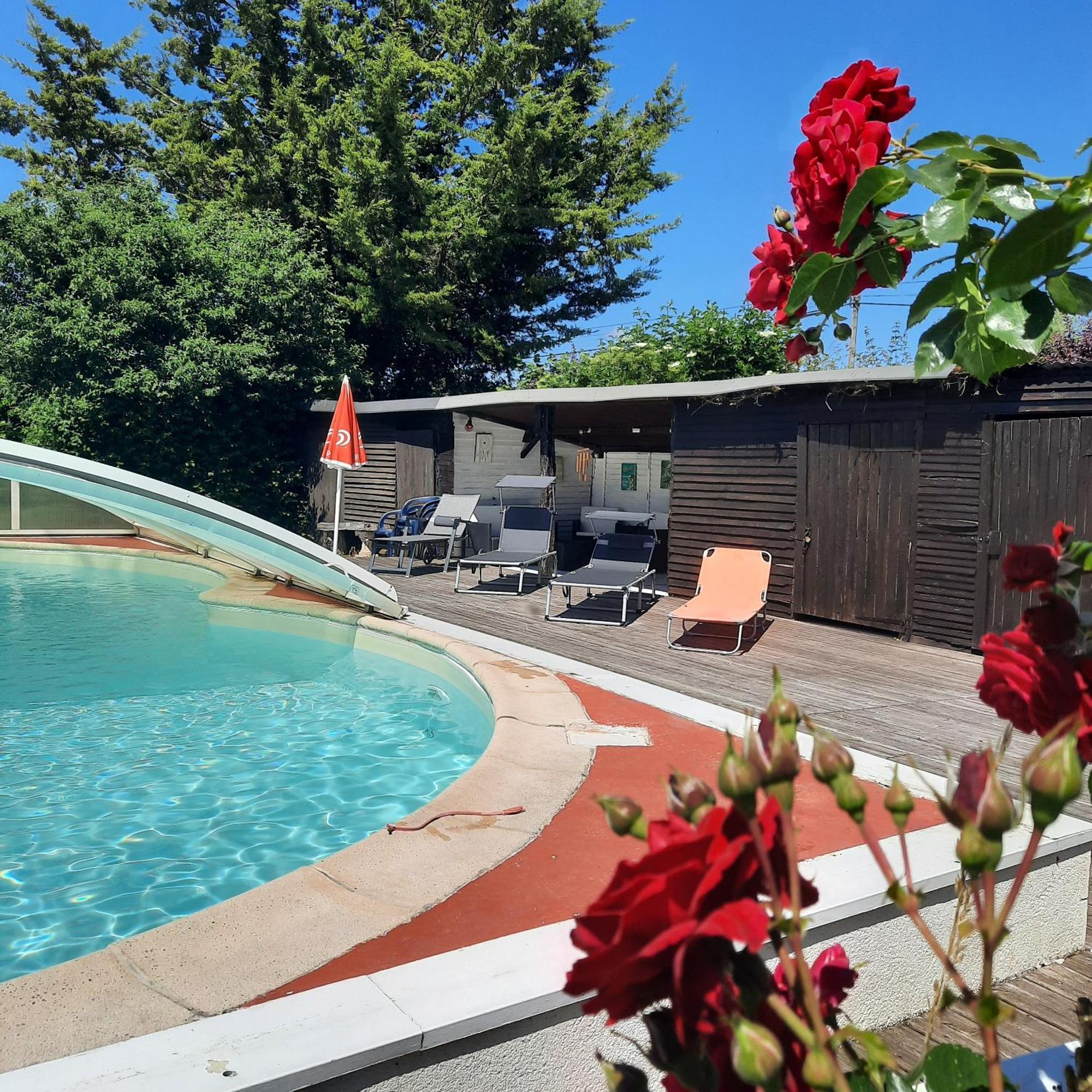 Villa Les 2 Chaumieres Avec Piscine Epinay Exterior foto