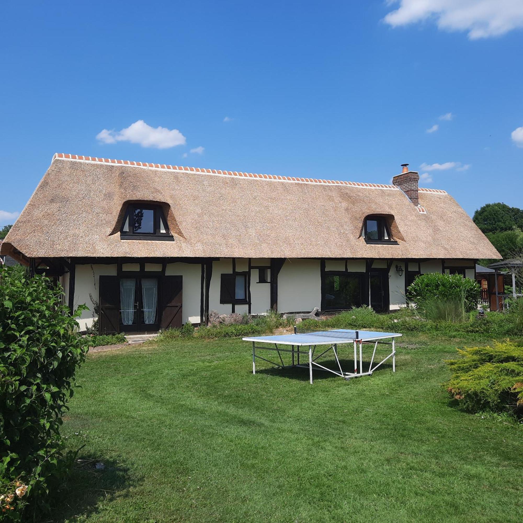 Villa Les 2 Chaumieres Avec Piscine Epinay Exterior foto